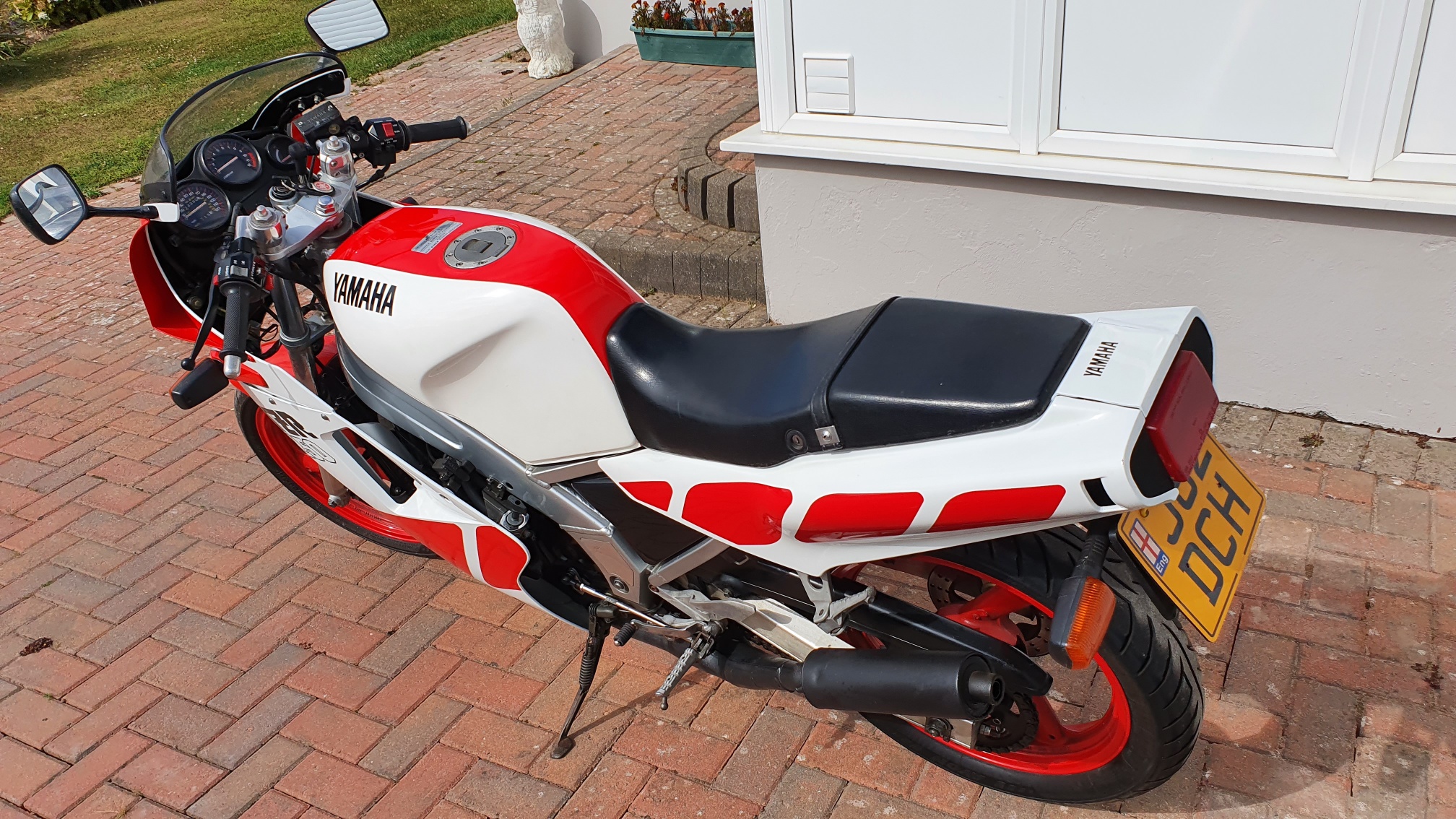 Yamaha TZR250 MA - Image 4